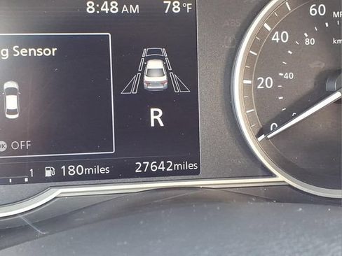 Used 2025 Nissan Versa SV FWD image 26