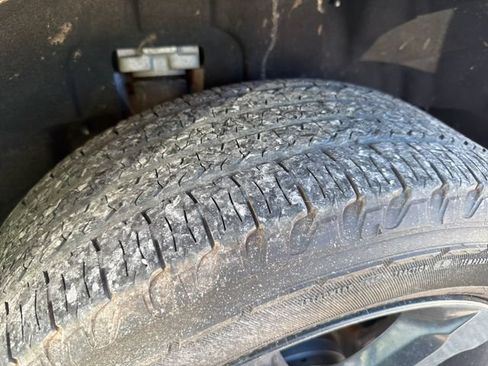 Used 2022 Jeep Grand Cherokee L Laredo AWD/4WD image 27