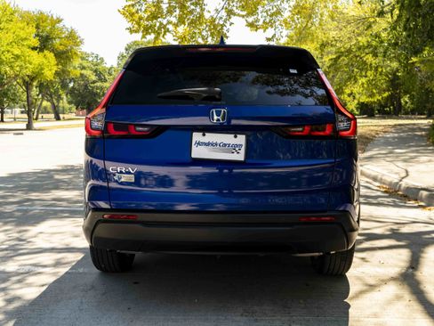 Used 2025 Honda CR-V EX-L image 8