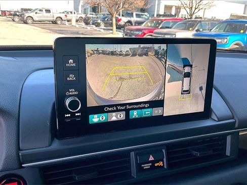 Used 2025 Honda Pilot Black Edition image 18