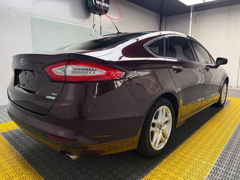 Used 2013 Ford Fusion SE image 7