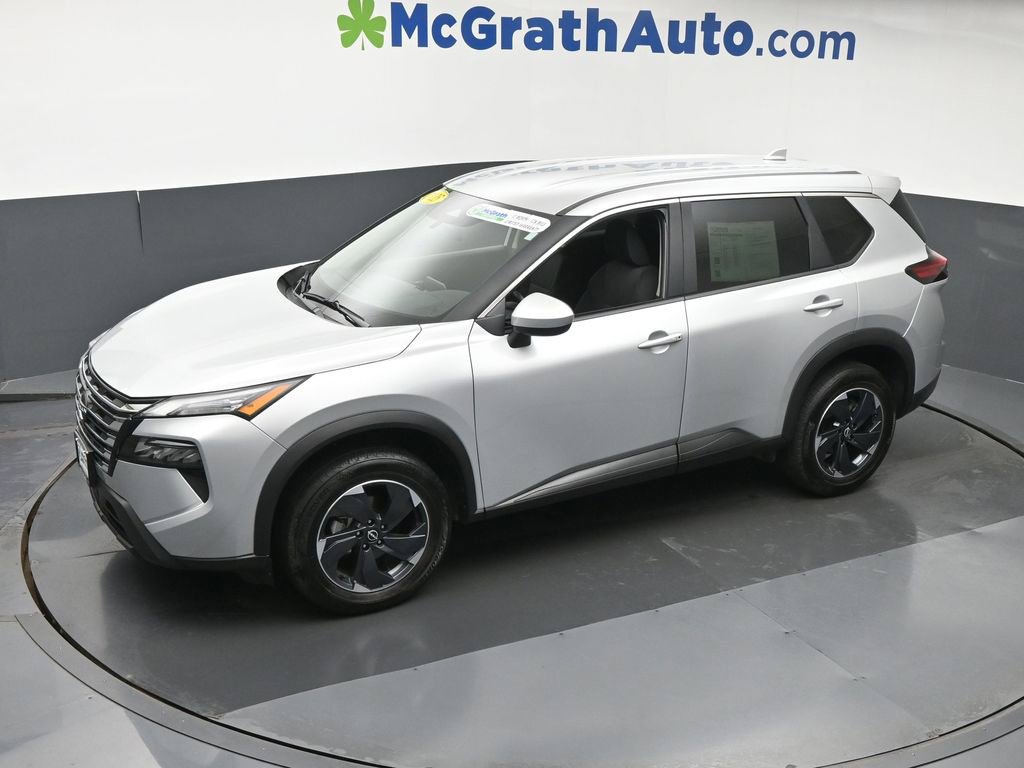 Used 2025 Nissan Rogue SV AWD/4WD image 21