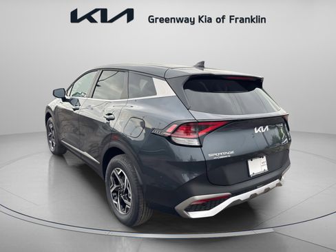 New 2025 Kia Sportage LX image 5