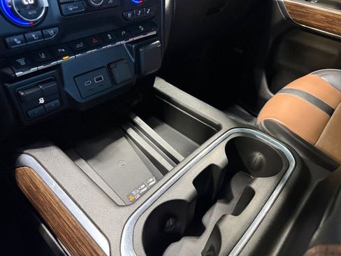 Used 2023 Chevrolet Silverado 2500 High Country w/ Z71 Off-Road Package image 31