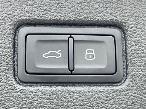 New 2026 Audi Q7 Premium Plus image 13