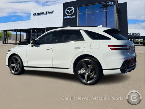 Used 2024 Genesis GV70 2.5T w/ Sport Prestige Package image 4