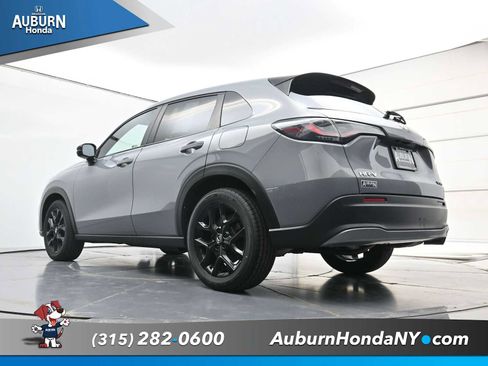 Used 2024 Honda HR-V Sport image 23