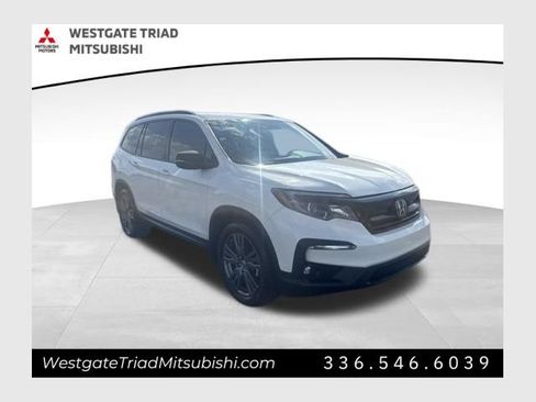 Used 2022 Honda Pilot Sport image 1