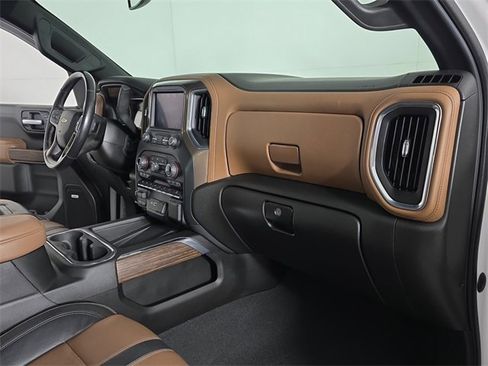 Used 2021 Chevrolet Silverado 1500 High Country w/ Safety Package II image 23