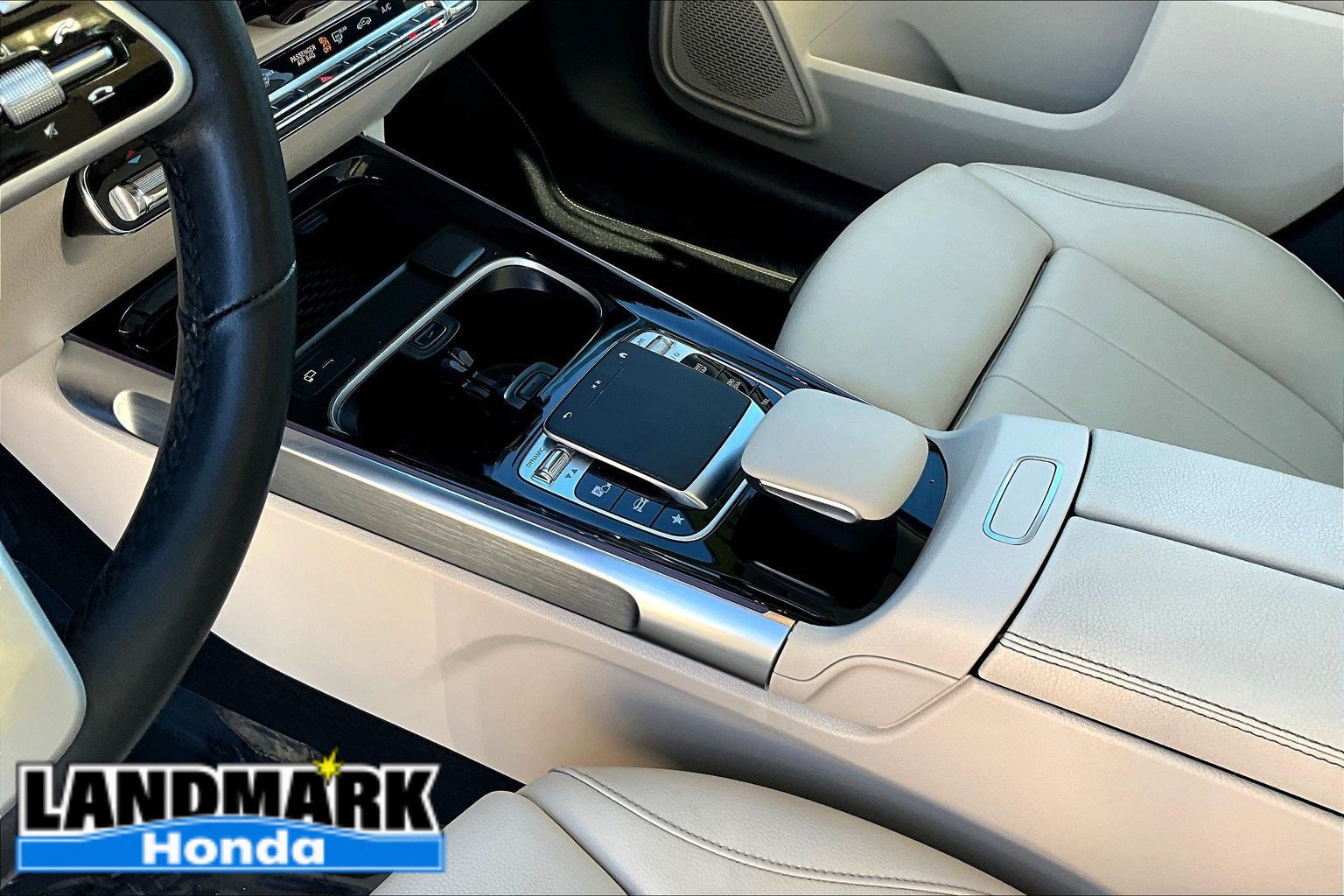 Used 2020 Mercedes-Benz GLB 250 4MATIC image 14