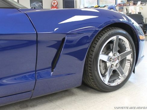 Used 2006 Chevrolet Corvette Convertible image 21