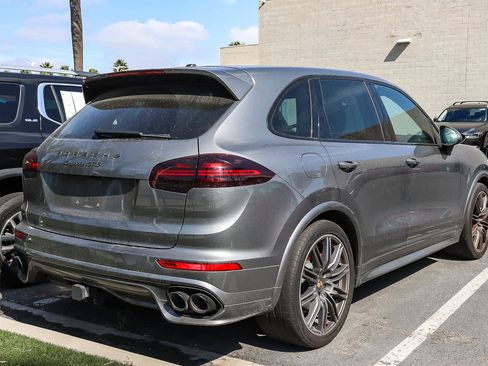 Used 2017 Porsche Cayenne GTS AWD/4WD image 6