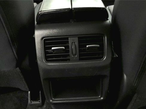 Used 2021 Nissan Rogue S AWD/4WD image 20