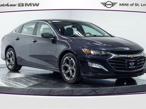 Used 2023 Chevrolet Malibu LT image 1