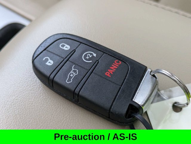 Used 2017 Jeep Grand Cherokee Limited w/ Luxury Group II RWD image 31