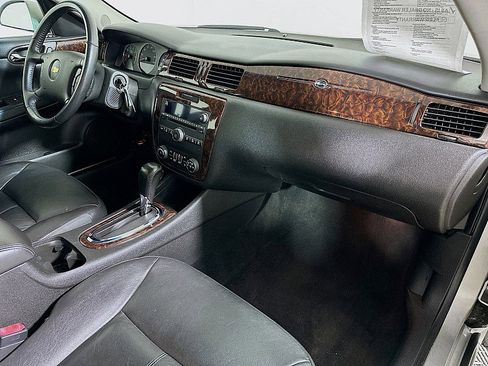 Used 2014 Chevrolet Impala LTZ image 26