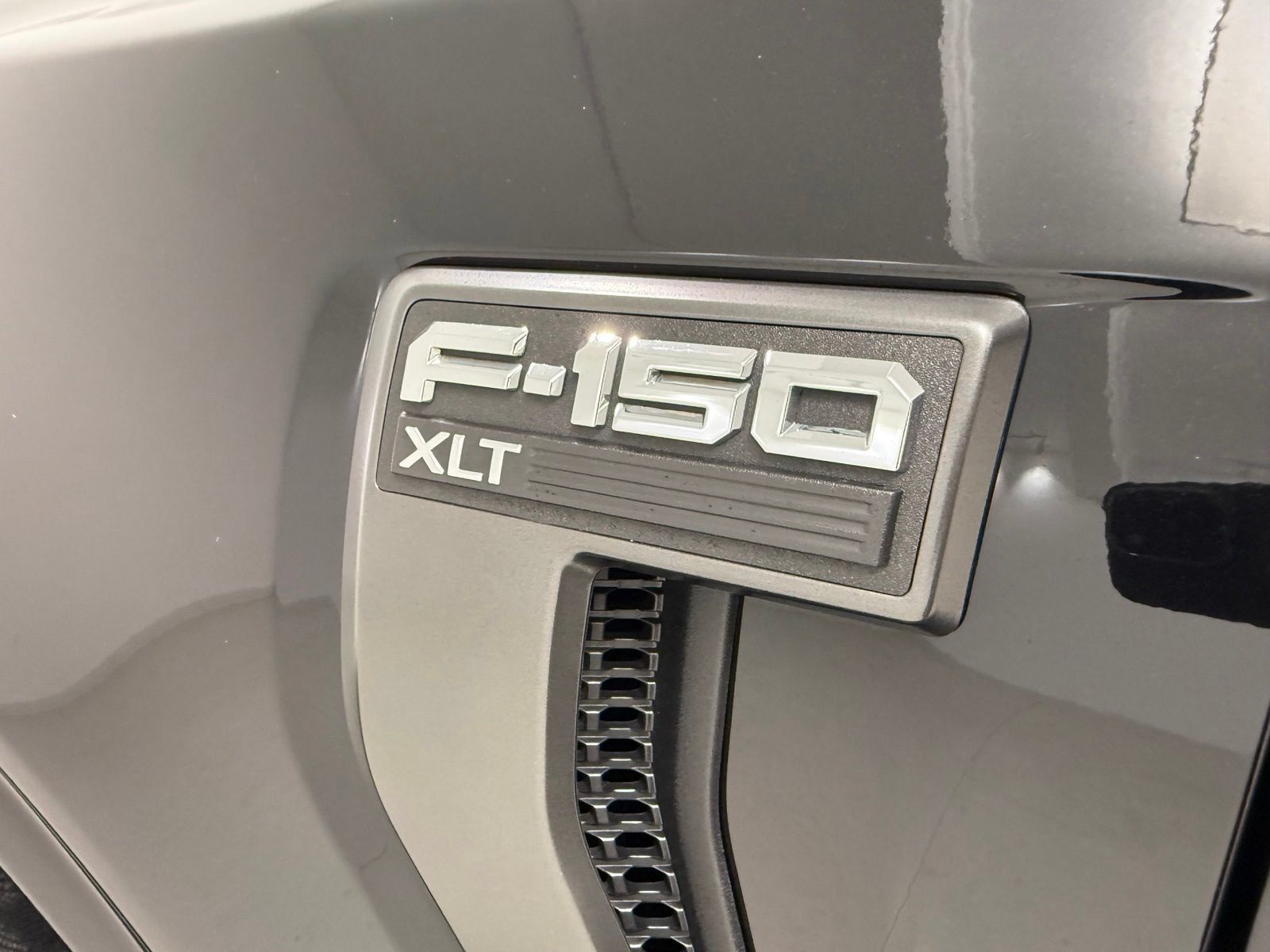 Used 2023 Ford F150 XLT w/ Equipment Group 302A High AWD/4WD image 10