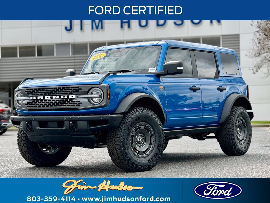 Certified 2025 Ford Bronco Badlands AWD/4WD image 1