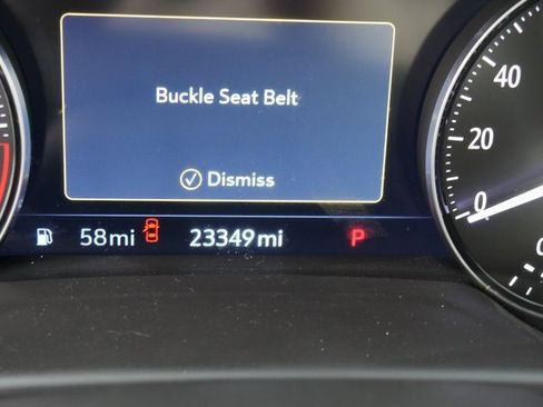 Used 2023 Buick Envision Essence image 19