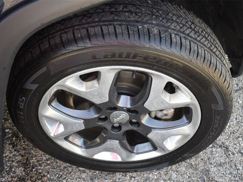 Used 2021 Jeep Compass Limited image 15