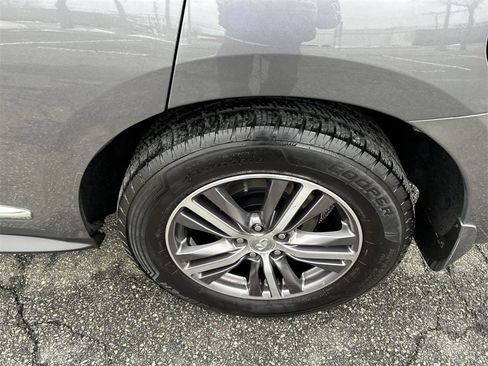 Used 2019 INFINITI QX60 Luxe w/ Essential Package image 11