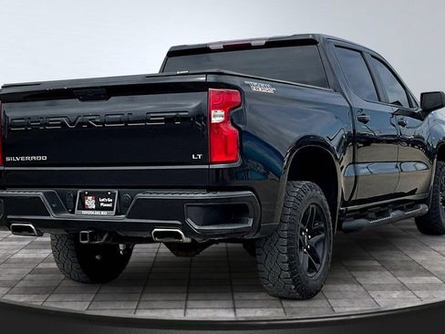 Used 2021 Chevrolet Silverado 1500 LT Trail Boss w/ Bed Protection Package AWD/4WD image 7