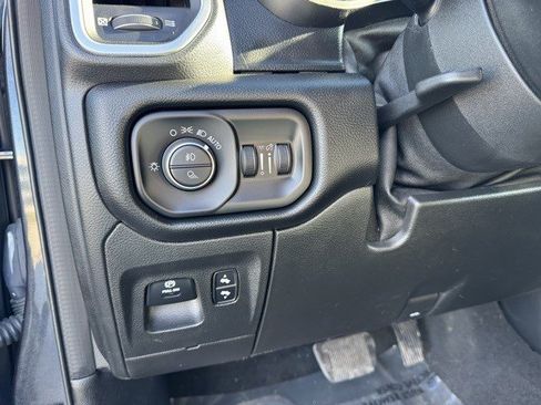 Used 2019 RAM 1500 Big Horn image 14