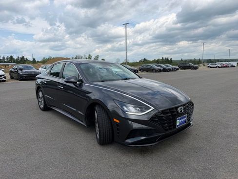 Used 2020 Hyundai Sonata SEL w/ Convenience + Sunroof Package FWD image 4