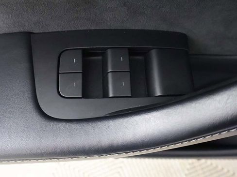 Used 2021 Tesla Model 3 Standard Range Plus image 37