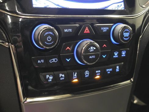 Used 2020 Jeep Grand Cherokee High Altitude image 34