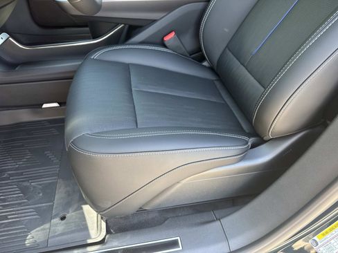 New 2026 Cadillac Lyriq V w/ LPO, Floor Liner Package AWD/4WD image 19