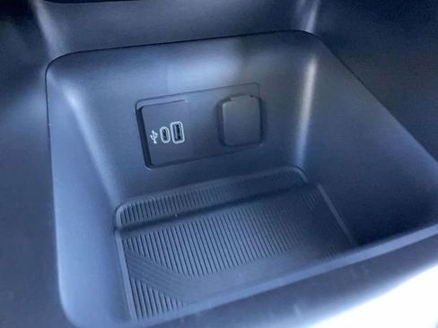 New 2026 Ford Explorer Active image 9