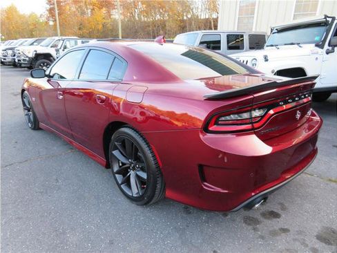 Used 2019 Dodge Charger Scat Pack w/ Plus Group image 2