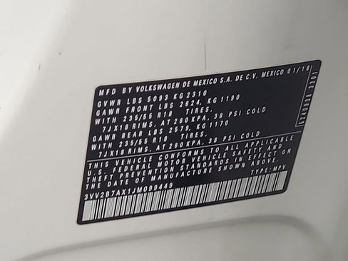 Used 2018 Volkswagen Tiguan SEL image 33