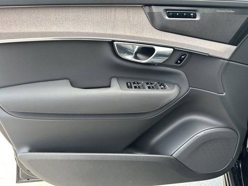 New 2026 Volvo XC90 T8 Ultra image 12