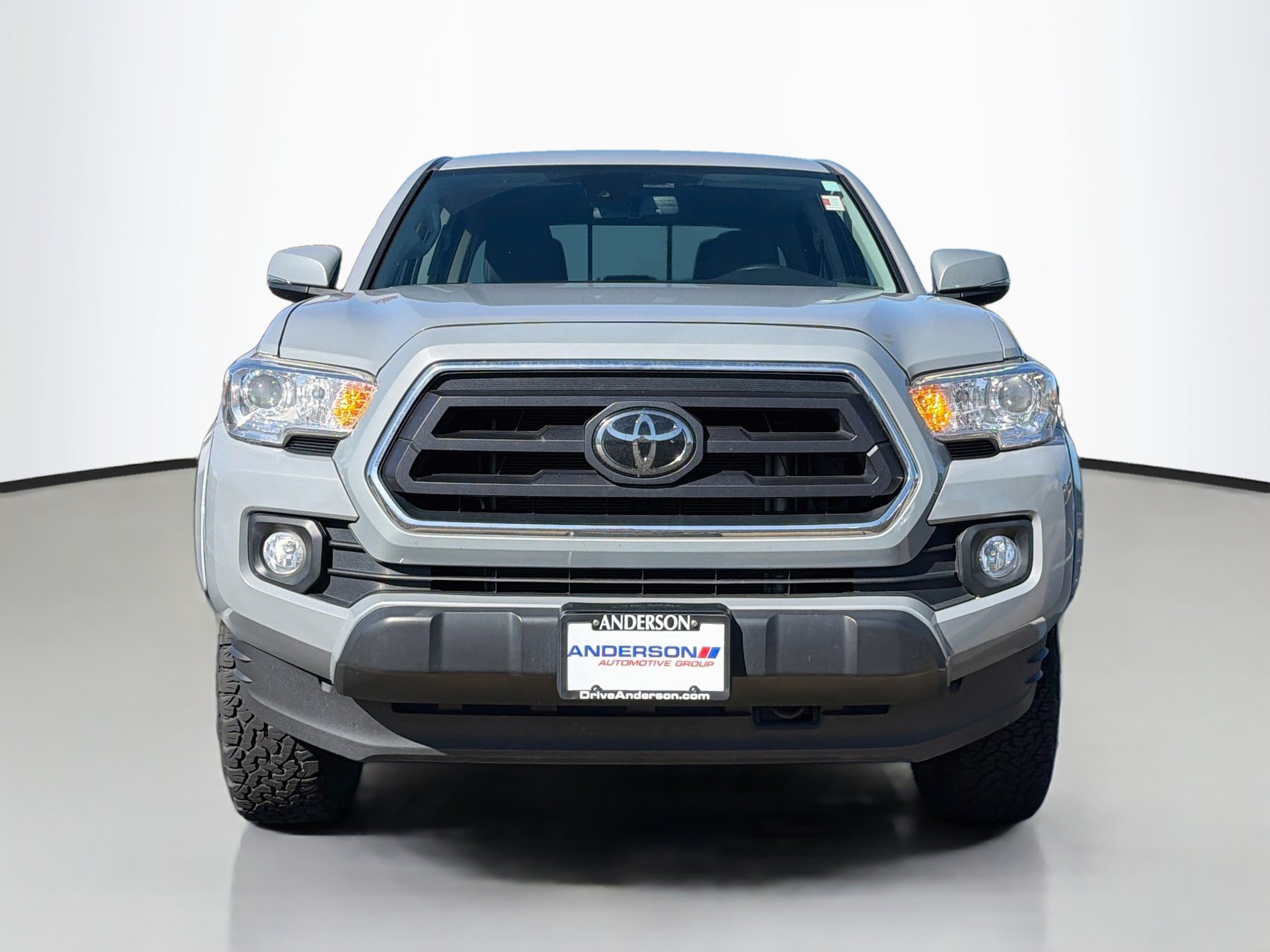 Used 2021 Toyota Tacoma SR5 w/ Technology Package AWD/4WD image 5