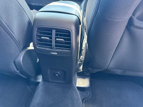 Used 2023 Ford Escape Active AWD/4WD image 13