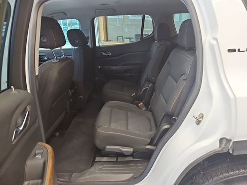 Used 2021 GMC Acadia SLE w/ Driver Convenience Package image 29