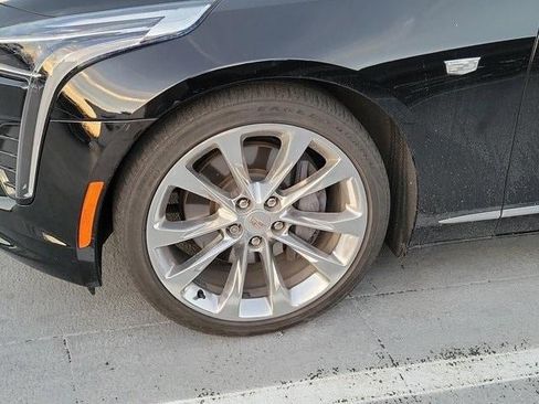 Used 2019 Cadillac CT6 Luxury w/ Driver Awareness Package image 10