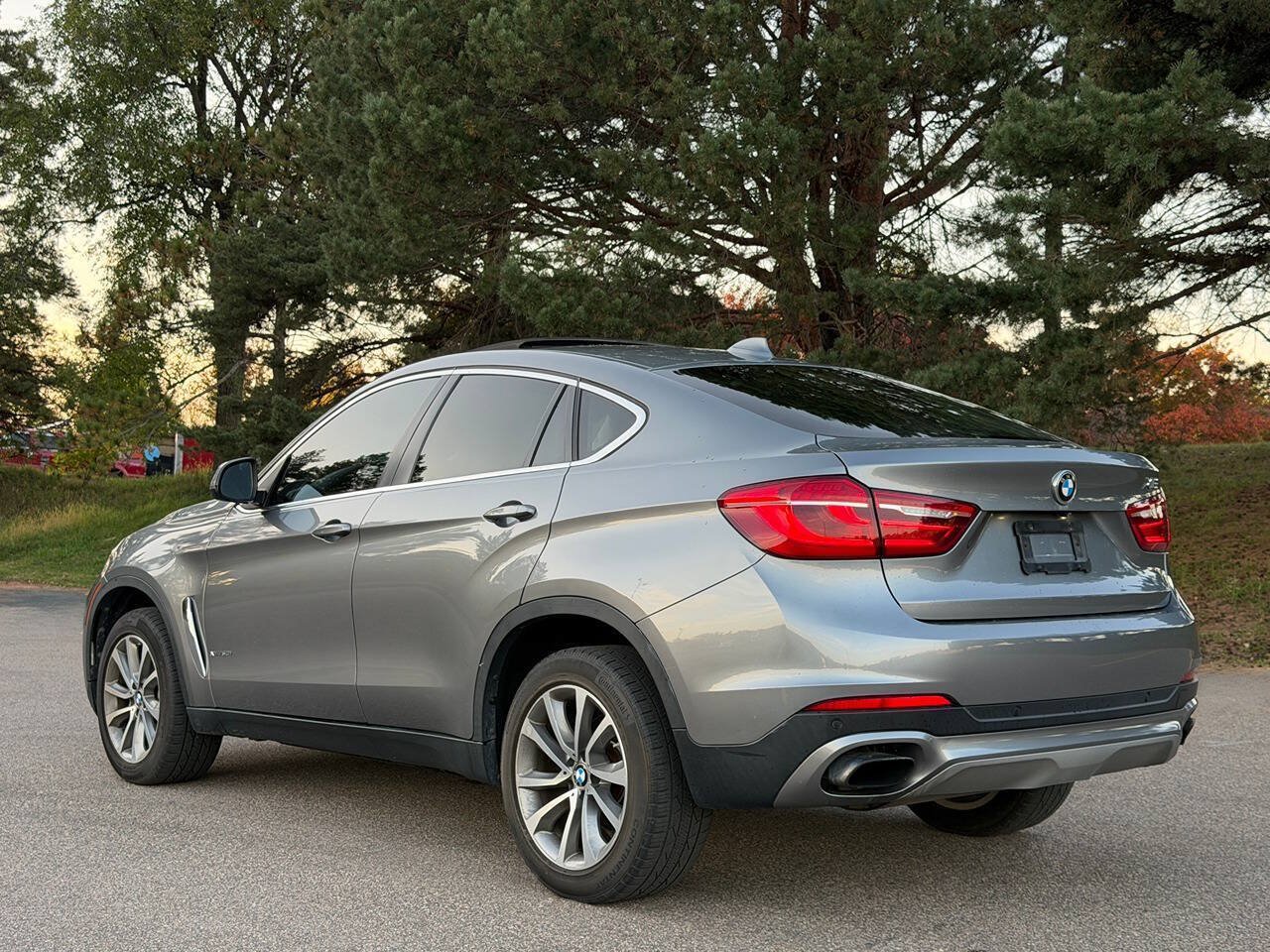 Used 2015 BMW X6 xDrive50i AWD/4WD image 3