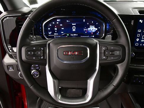 Used 2024 GMC Sierra 1500 SLT w/ SLT Premium Package AWD/4WD image 21