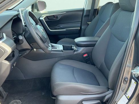 Used 2023 Toyota RAV4 LE image 14