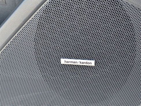 Used 2022 Subaru Forester Touring image 30