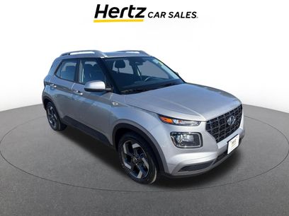 Used 2025 Hyundai Venue SEL