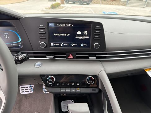 New 2026 Hyundai Elantra Sport FWD image 22