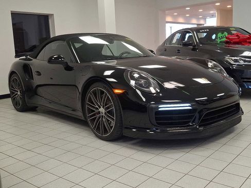 Used 2017 Porsche 911 Turbo image 30