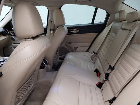 Used 2019 Alfa Romeo Giulia Ti w/ Quick Order Package 22X Lusso image 18