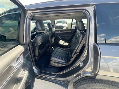 Used 2021 Jeep Grand Cherokee L Limited image 27