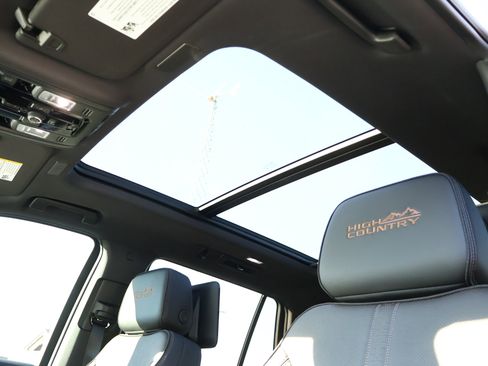 New 2026 Chevrolet Tahoe High Country image 24