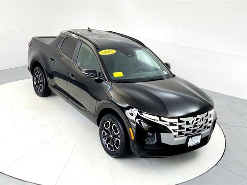 Used 2022 Hyundai Santa Cruz SEL Premium image 13